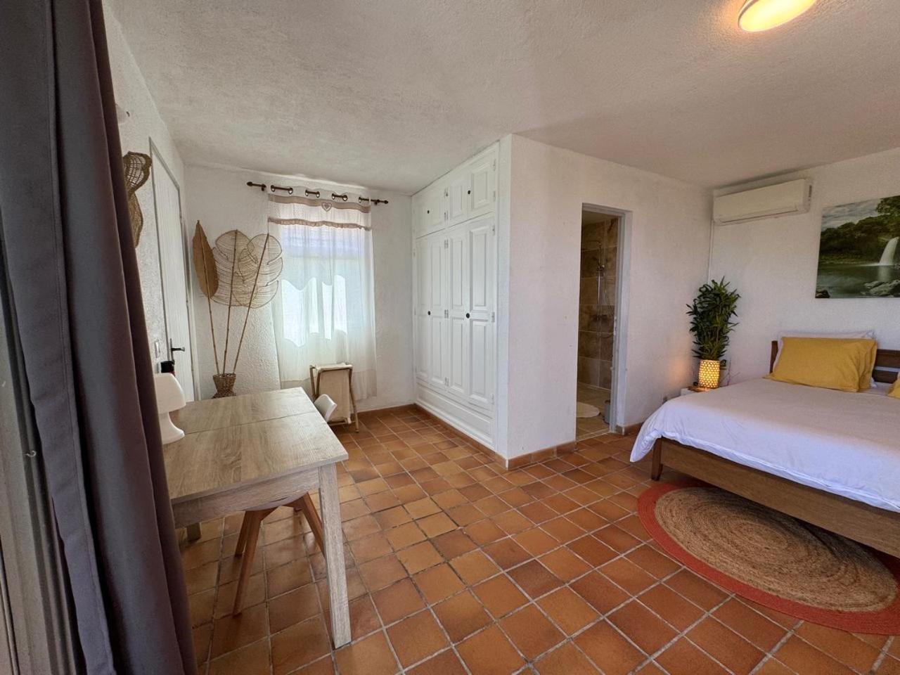 Villa Fleurie Le Moule Kültér fotó